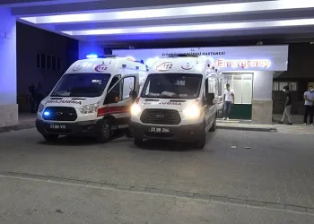 Elazığ’da bıçaklı kavga: 1 ölü, 2 yaralı