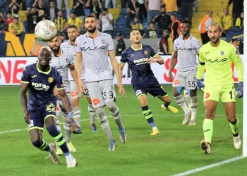 Süper Lig’in zirvesinde puanlar eşitlendi