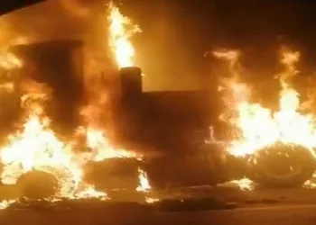 Bursa’da aynı yolda 2 farklı TIR yandı