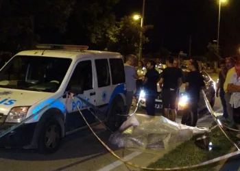 Motosikletin çarptığı kadın yaşamını yitirdi