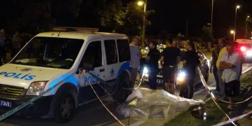Motosikletin çarptığı kadın yaşamını yitirdi