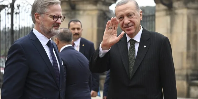 Cumhurbaşkanı Erdoğan Prag’da
