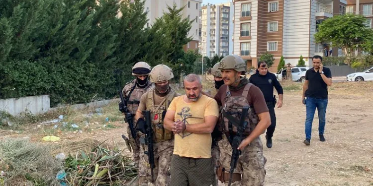 Almanların korkulu rüyası çete çökertildi