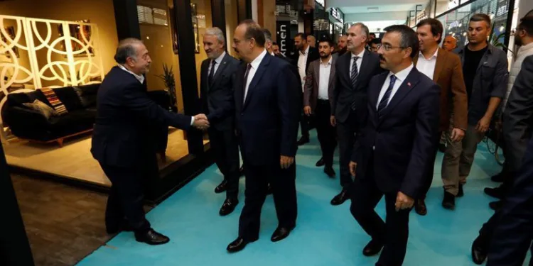 İnegöl’de protokolden MODEF Expo’ya ziyaret