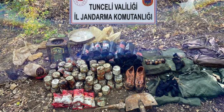 Tunceli’de terör sığınakları imha edildi