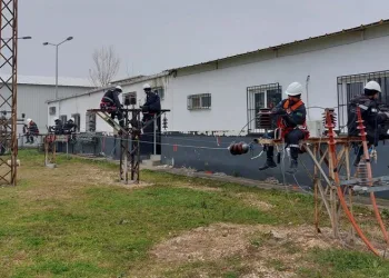 Enerjinin kahramanlarına komando eğitimi