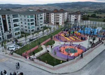 İnegöl’de sosyal donatı alanları hizmete açıldı