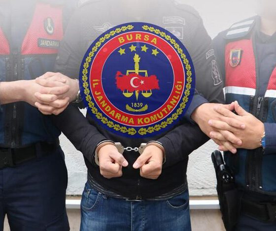 Bursa'da dolandırıcı operasyonu: 2 gözaltı
