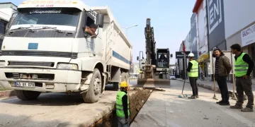 Bursa İnegöl’de içme suyu hattı çalışması