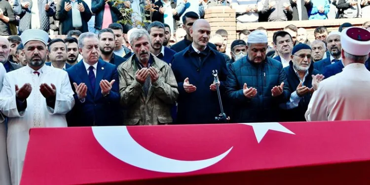 Maden şehidi Selçuk Ayvaz son yolculuğuna uğurlandı