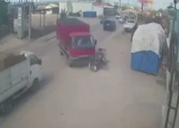 Bursa’da kaza anı kameraya yansıdı