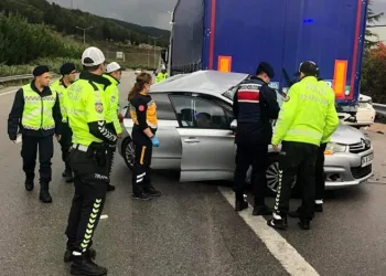 Bursa’da yağışlı hava kazayı beraberinde getirdi: 2 ölü
