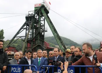 Fatih Erbakan’dan maden kazasının yaşandığı Amasra’da