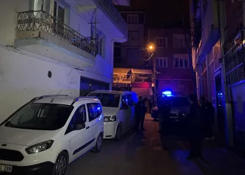 Bursa’da balkonda gördüğü kişiye ateş açtı