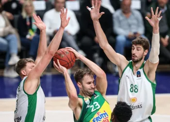 Frutti Extra Bursaspor: 81 – Joventut Badalona: 72