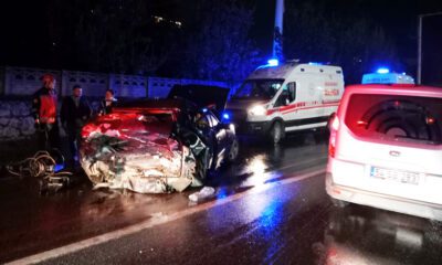 Sakarya'da 3 otomobilin karıştığı kazada 4 yaralı