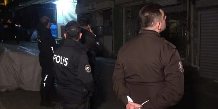 Bursa’da iş yerinde uyuyakalınca ekiplerden yardım istedi