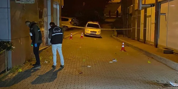 Düzce’de muhtar, babasını öldüren adamı öldürdü