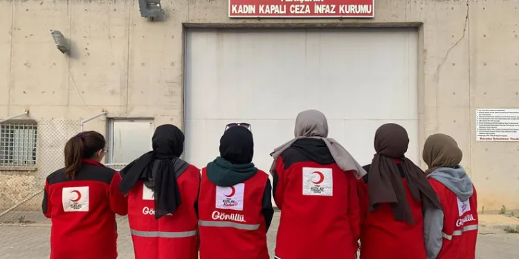 Cezaevindeki çocukların hayallerine Kızılay imzası