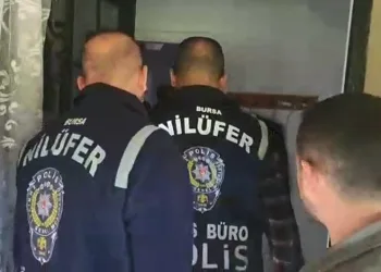Bursa’da uyuşturucu tarlasına dönen eve baskın
