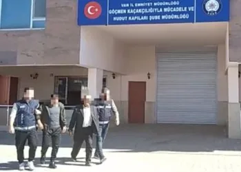 Van’da göçmen kaçakçıları tutuklandı