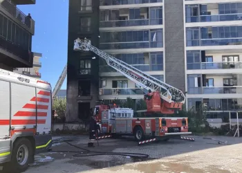 İzmir’de öğrenci yurdunda yangın