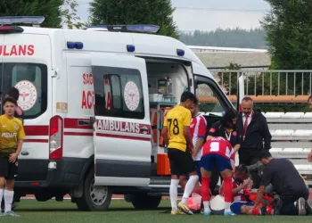 90+7’de saha içi bir anda karıştı