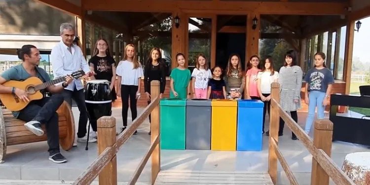 Üstün zekalı çocukların performansı milyonlarca izlendi