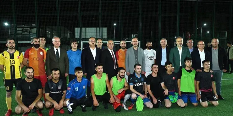Bakan Kasapoğlu’ndan Yenişehir’e sürpriz ziyaret