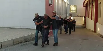 Terör örgütlerinin sözde kadısı yakalandı