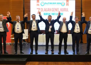 Başkan Ramazan Acar güven tazeledi