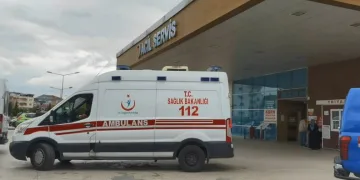 Üzerinden traktör geçen çocuk yaralandı