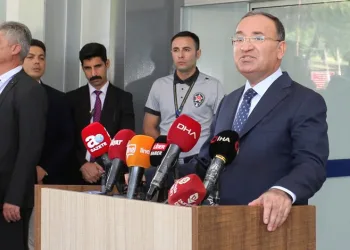 Bakan Bozdağ BUÜ akademik yılı açılışına katıldı