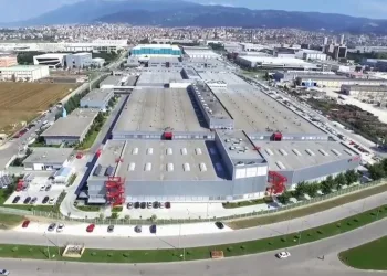 Bursa’da dev fabrika üretime ara veriyor