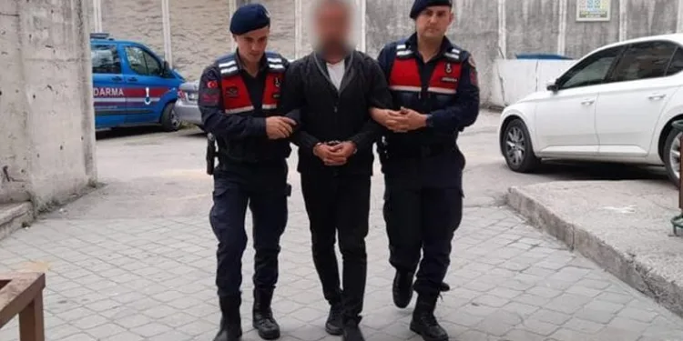 Bursa’da kendini binbaşı olarak tanıtıp para istedi