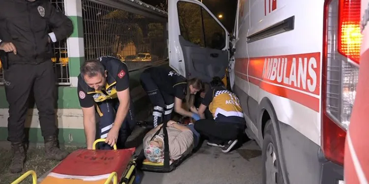 Bursa’da ambulans yaşlı kadına çarptı
