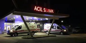 Tekirdağ’da yola atlayan çocuğa araba çarptı