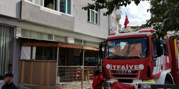 Kocaeli’de 17 yaşındaki kız yangında can verdi
