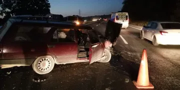 Bursa’da otomobil ile hafif ticari araç çarpıştı: 4 yaralı
