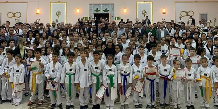 Bursalı 116 sporcu kuşak sınavından başarıyla geçti