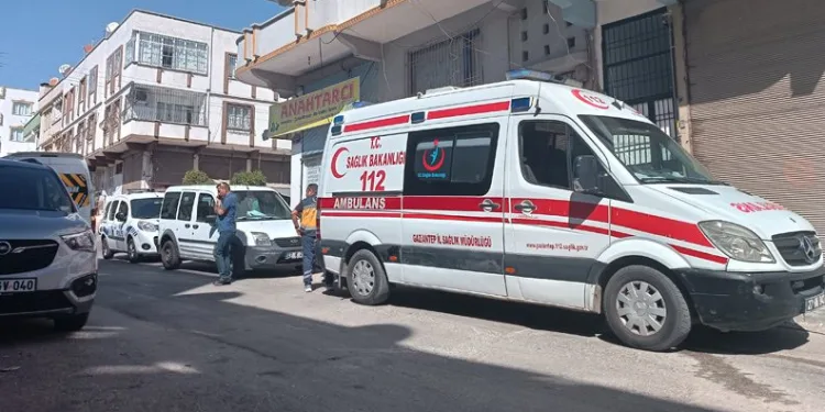 2 aylık bebek bıçaklanarak öldürülmüş halde bulundu