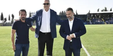 Yeşil sahalarda sürpriz doğum günü