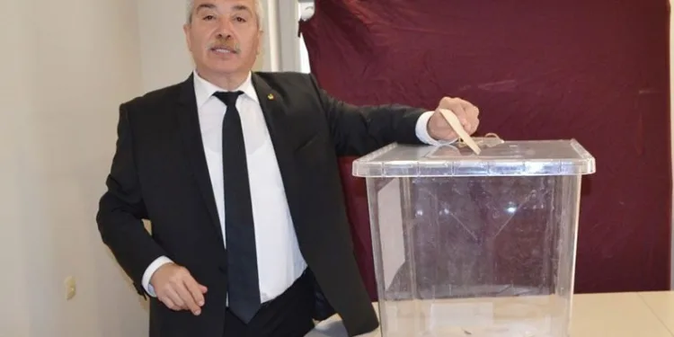 Mustafakemalpaşa Ticaret ve Sanayi Odası’nda başkan değişmedi