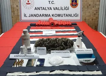 Antalya’da zehir tacirlerine büyük darbe