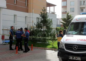 Kayseri’de 11. kattan düşen kadın hayatını kaybetti