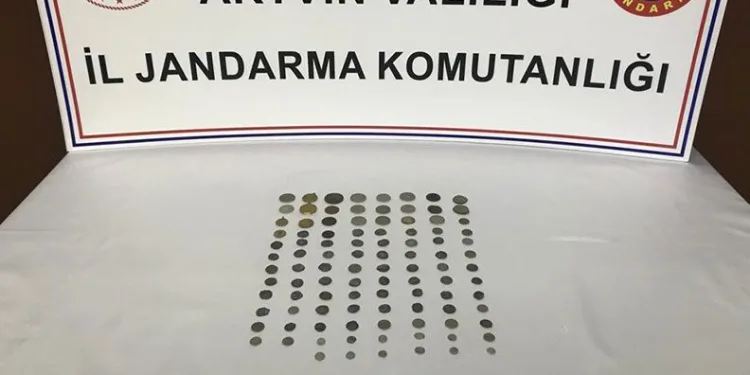 Artvin’de jandarmadan tarihi eser operasyonu