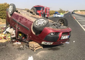 Malatya’da kontrolden çıkan araç takla attı: 2 yaralı
