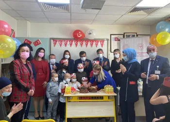 Hastane sınıflarında Cumhuriyet Bayramı kutlaması