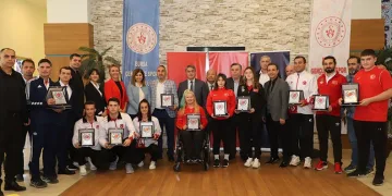Yıldırım Belediyesi spor kulübüne ödül