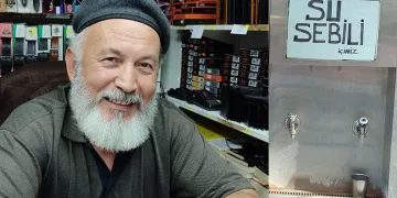 Bursa’da 15 yıldır soğuk su dağıtıyor